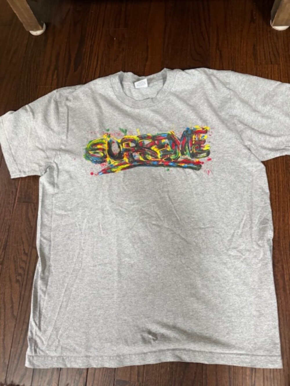 Mens " SUPREME" Gray w/ paint logo tee, size Medium
